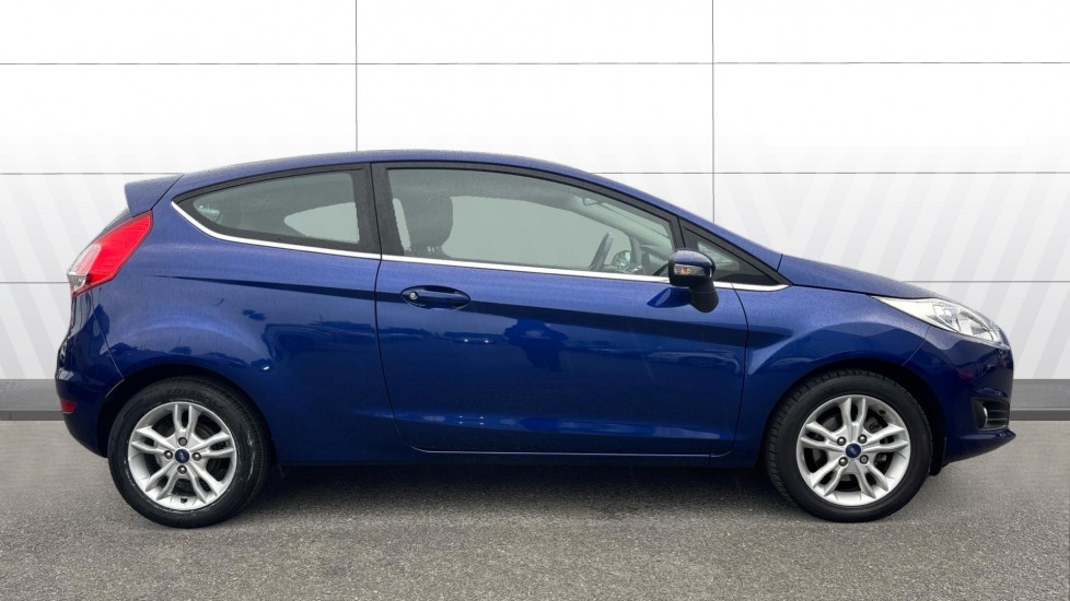 Ford Fiesta 1.25 82 Zetec 3dr Petrol Hatchback - Image 8