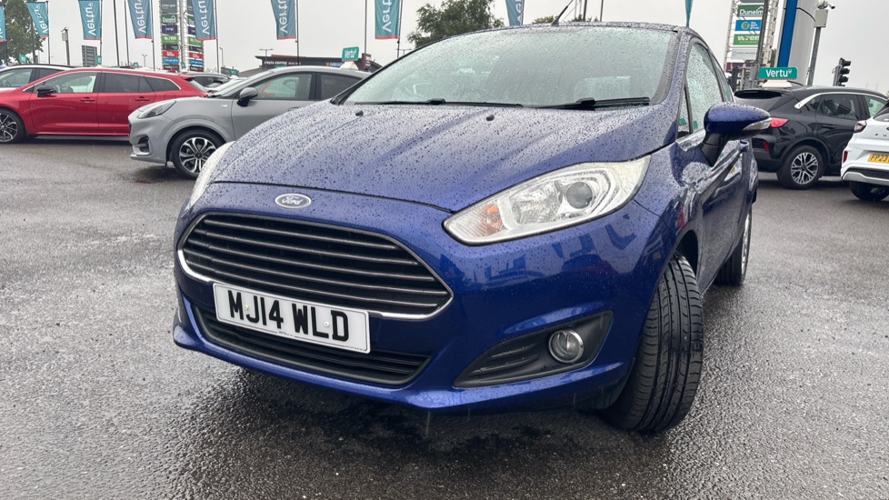 Ford Fiesta 1.25 82 Zetec 3dr Petrol Hatchback - Image 32