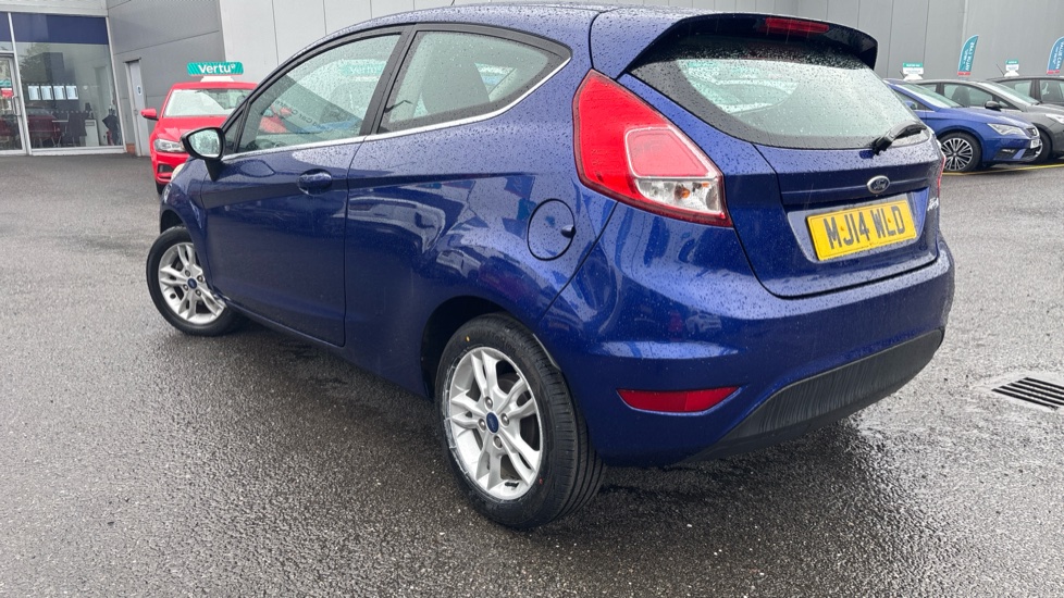 Ford Fiesta 1.25 82 Zetec 3dr Petrol Hatchback - Image 34