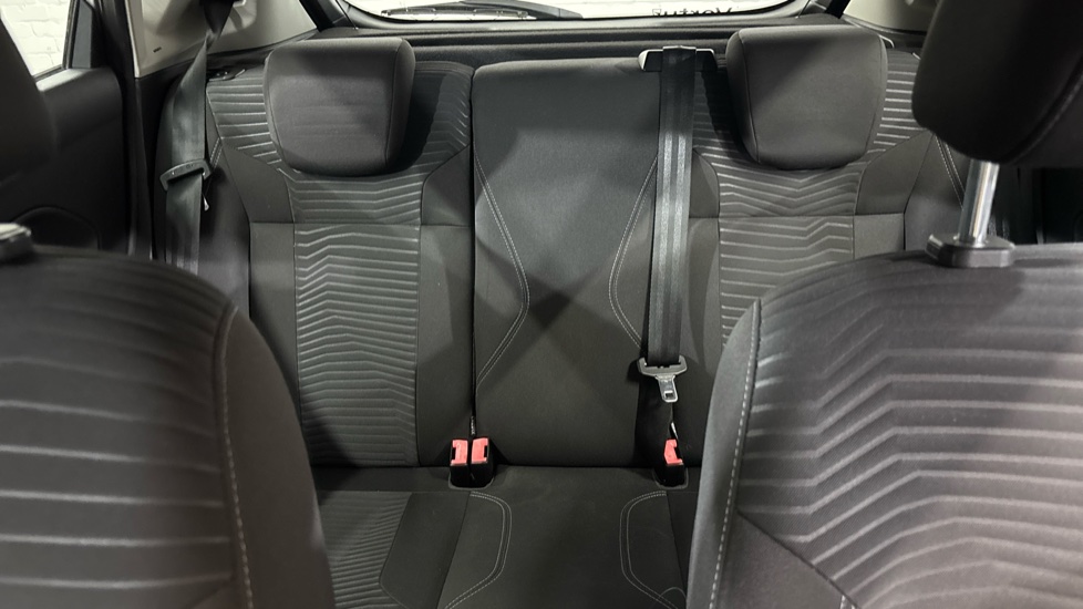 Ford Fiesta 1.25 82 Zetec 5dr Petrol Hatchback - Image 18