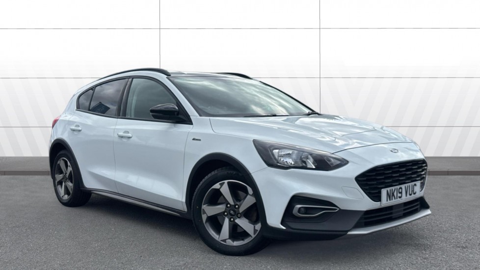 Ford Focus 1.0 EcoBoost 125 Active 5dr Petrol Hatchback - Image 1