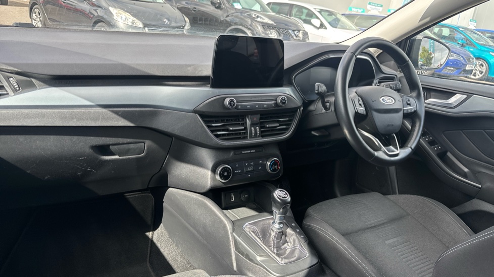 Ford Focus 1.0 EcoBoost 125 Active 5dr Petrol Hatchback - Image 7