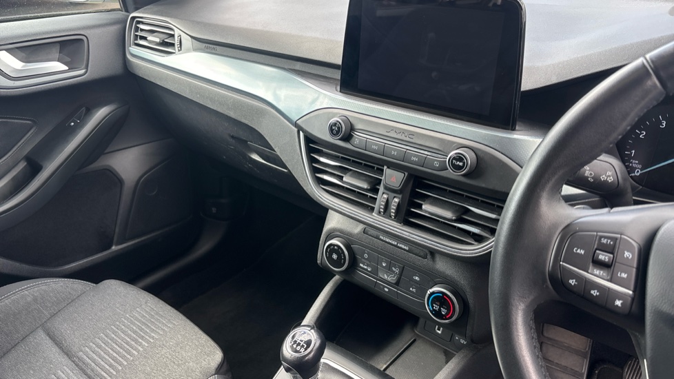 Ford Focus 1.0 EcoBoost 125 Active 5dr Petrol Hatchback - Image 17