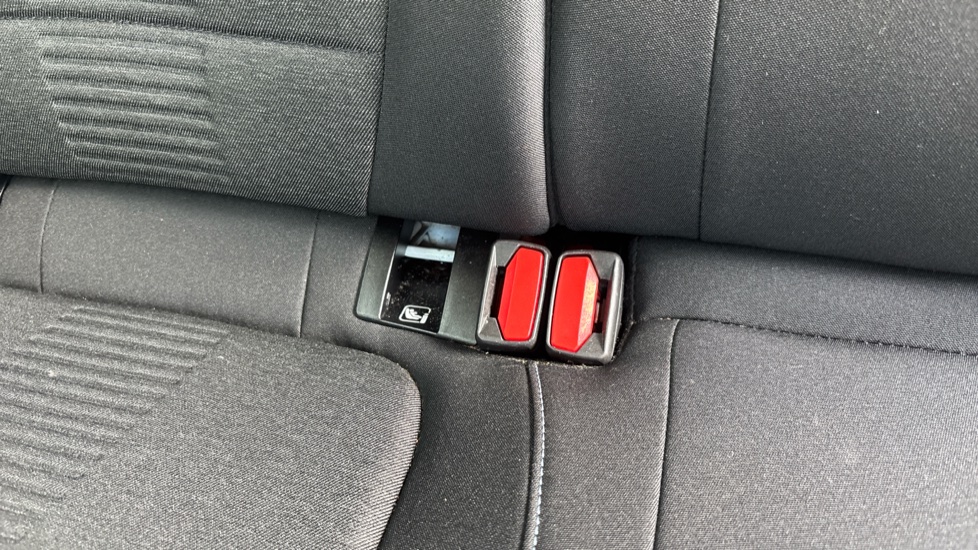 Ford Focus 1.0 EcoBoost 125 Active 5dr Petrol Hatchback - Image 24