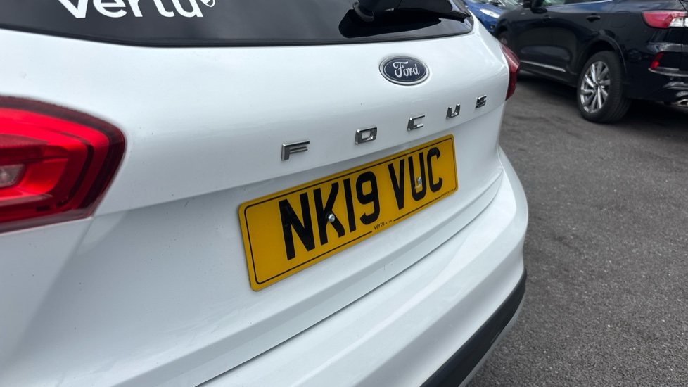 Ford Focus 1.0 EcoBoost 125 Active 5dr Petrol Hatchback - Image 33