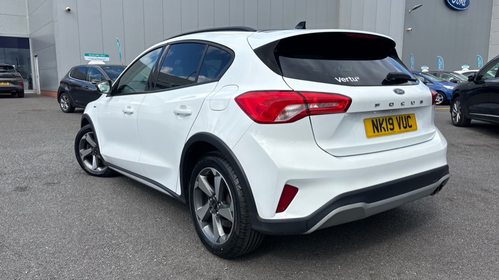 Ford Focus 1.0 EcoBoost 125 Active 5dr Petrol Hatchback - Image 35
