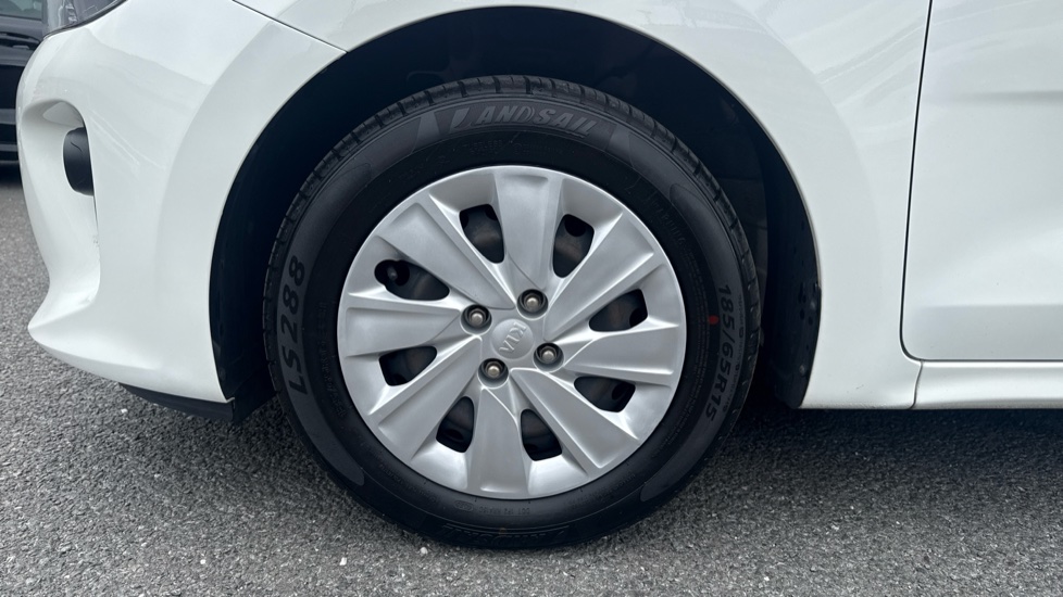 Kia Rio 1.25 1 5dr Petrol Hatchback - Image 32