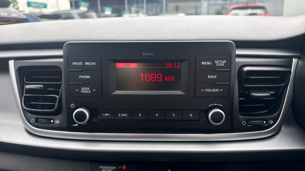 Kia Rio 1.25 1 5dr Petrol Hatchback - Image 34
