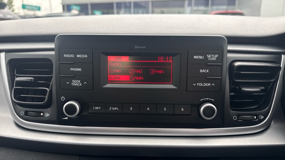 Kia Rio 1.25 1 5dr Petrol Hatchback - Image 35