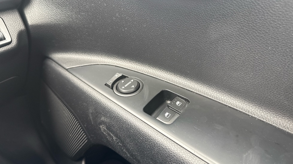 Kia Rio 1.25 1 5dr Petrol Hatchback - Image 42