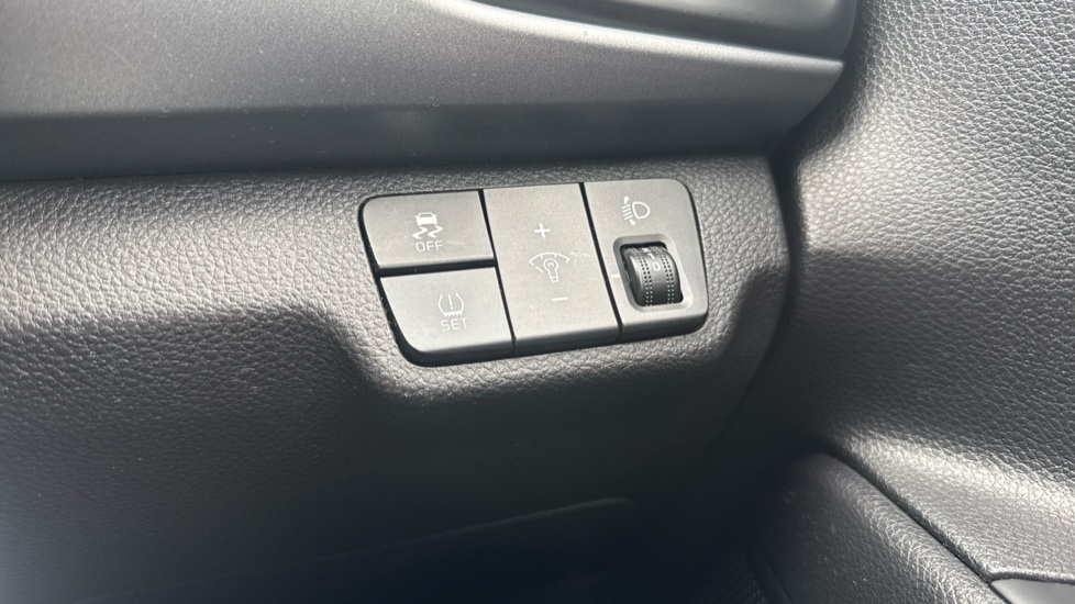 Kia Rio 1.25 1 5dr Petrol Hatchback - Image 43