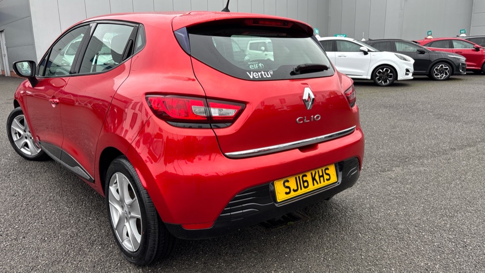 Renault Clio 1.2 16V Dynamique Nav 5dr Petrol Hatchback - Image 39
