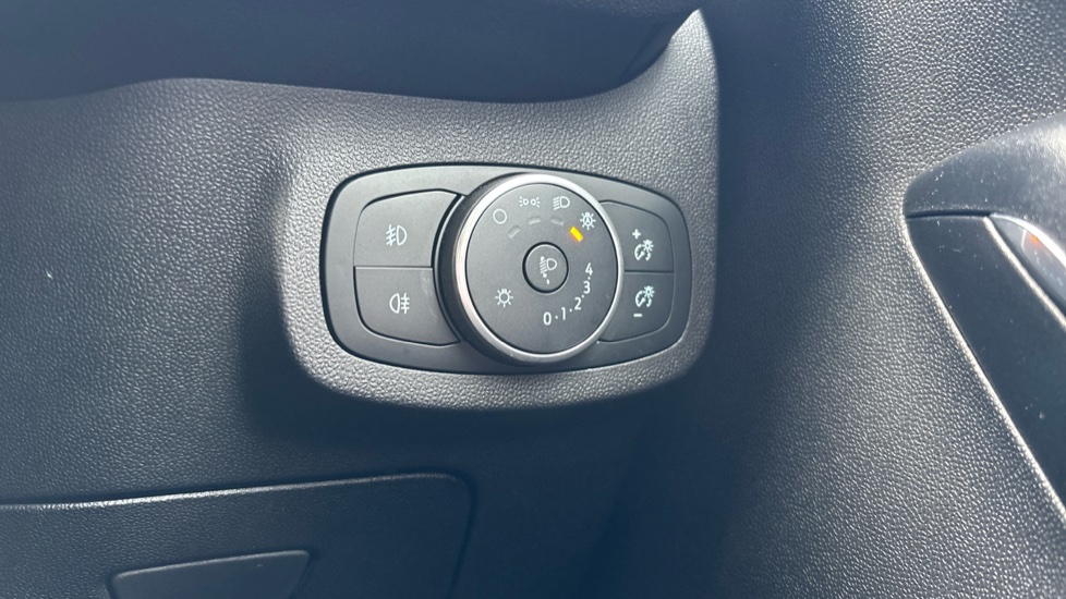 Ford Fiesta 1.0 EcoBoost 140 ST-Line 5dr Petrol Hatchback - Image 32