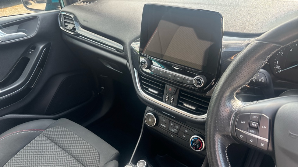 Ford Fiesta 1.0 EcoBoost ST-Line 3dr Petrol Hatchback - Image 15