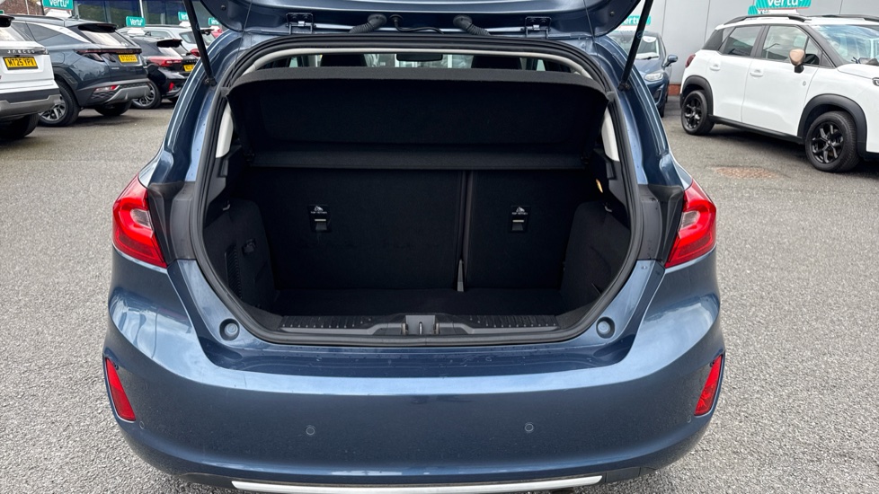 Ford Fiesta Vignale 1.0 EcoBoost 5dr Petrol Hatchback - Image 8