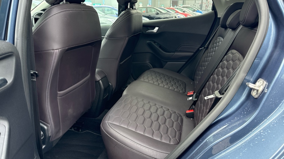 Ford Fiesta Vignale 1.0 EcoBoost 5dr Petrol Hatchback - Image 19