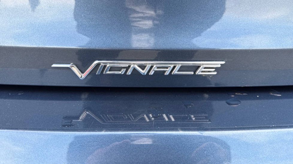 Ford Fiesta Vignale 1.0 EcoBoost 5dr Petrol Hatchback - Image 24