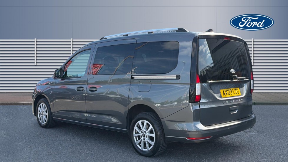 Ford Tourneo Connect 2.0 EcoBlue Titanium 5dr Auto [7 seat] Diesel Estate - Image 2