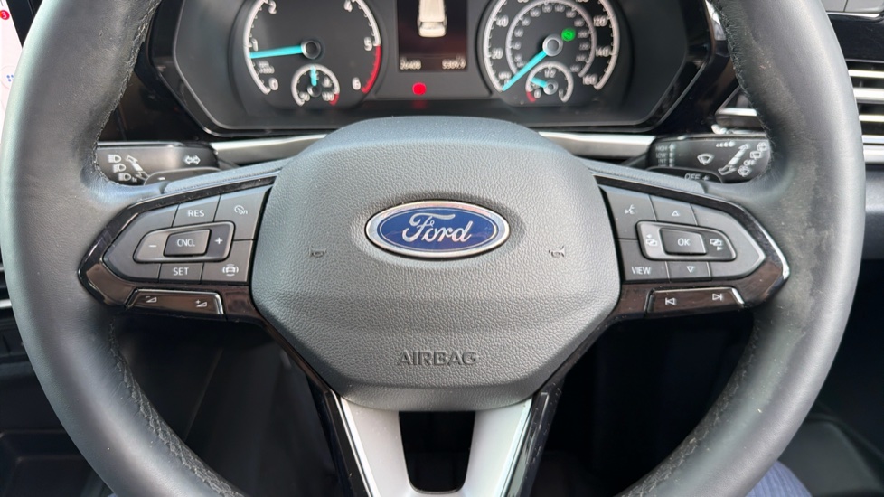 Ford Tourneo Connect 2.0 EcoBlue Titanium 5dr Auto [7 seat] Diesel Estate - Image 23