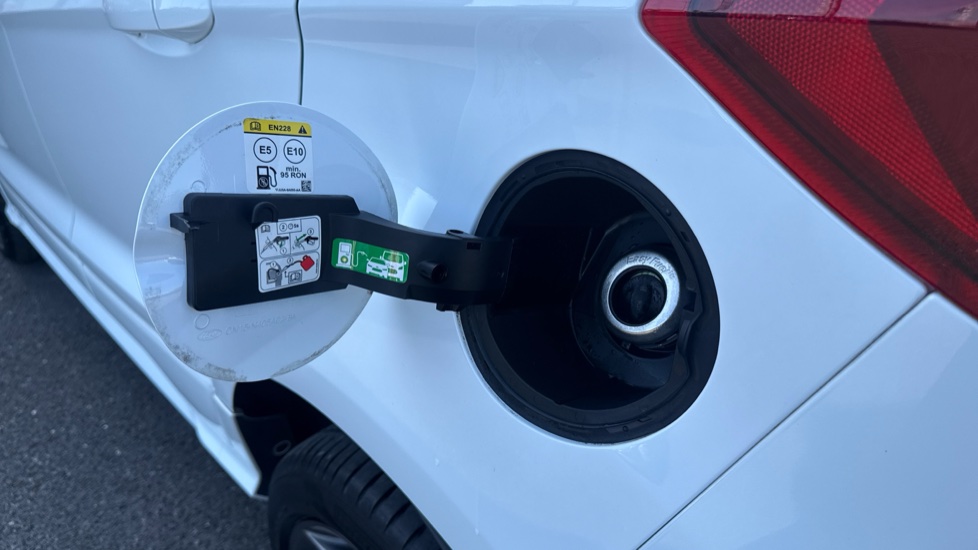 Ford EcoSport 1.0 EcoBoost 140 ST-Line 5dr Petrol Hatchback - Image 25