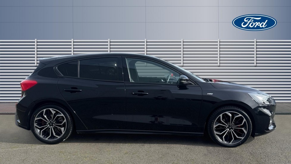 Ford Focus 1.0 EcoBoost 125 ST-Line X 5dr Petrol Hatchback - Image 4