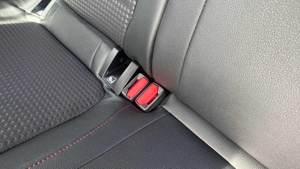 Ford Focus 1.0 EcoBoost 125 ST-Line X 5dr Petrol Hatchback - Image 17