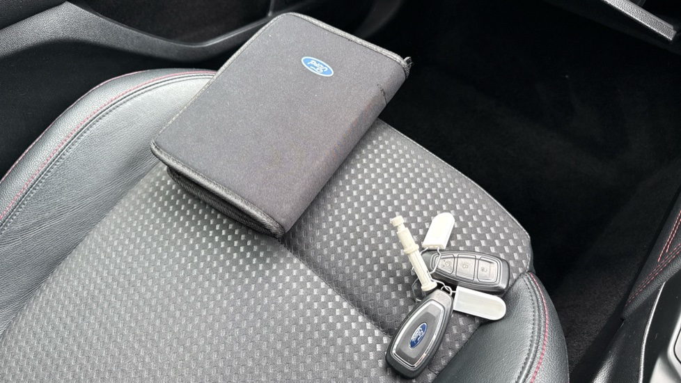 Ford Focus 1.0 EcoBoost 125 ST-Line X 5dr Petrol Hatchback - Image 19
