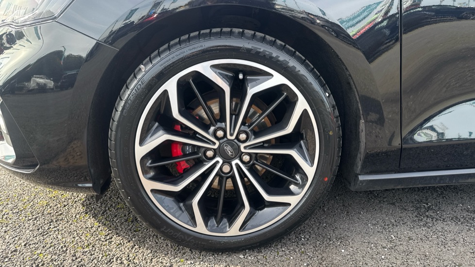 Ford Focus 1.0 EcoBoost 125 ST-Line X 5dr Petrol Hatchback - Image 29