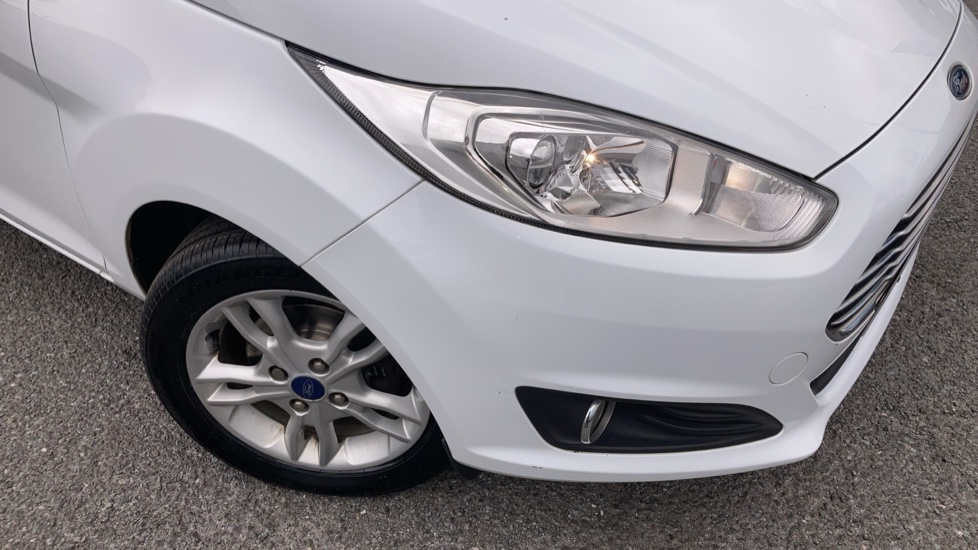 Ford Fiesta 1.25 82 Zetec 3dr Petrol Hatchback - Image 35