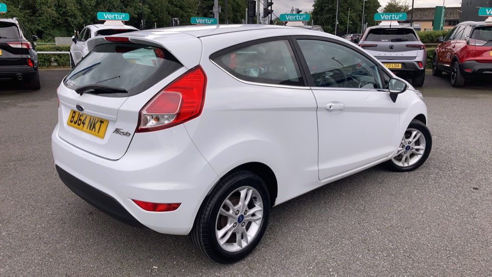 Ford Fiesta 1.25 82 Zetec 3dr Petrol Hatchback - Image 40