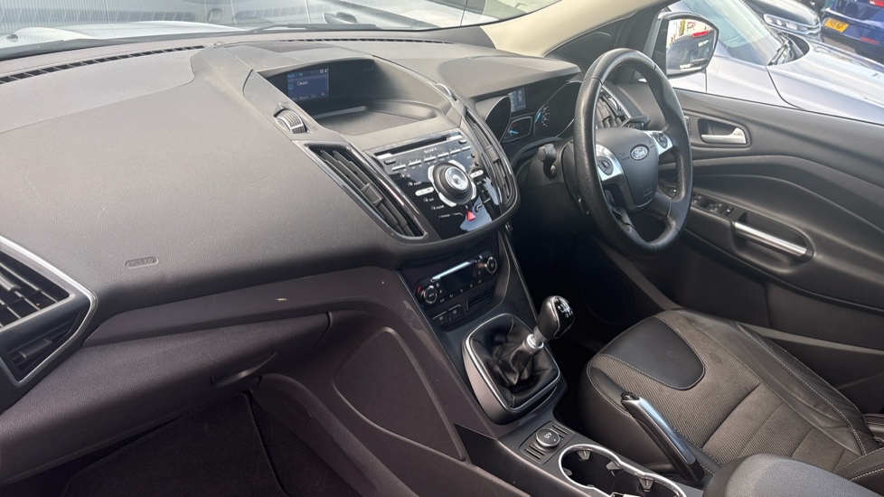 Ford Kuga 2.0 TDCi Titanium 5dr 2WD Diesel Estate - Image 9