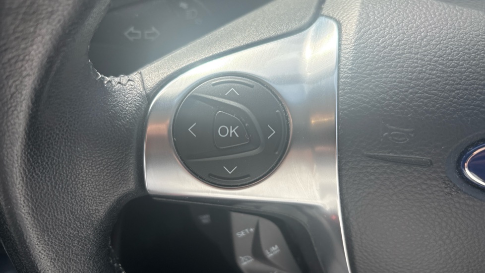 Ford Kuga 2.0 TDCi Titanium 5dr 2WD Diesel Estate - Image 36
