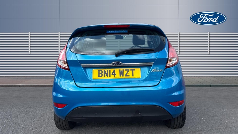Ford Fiesta 1.25 82 Zetec 5dr Petrol Hatchback - Image 6