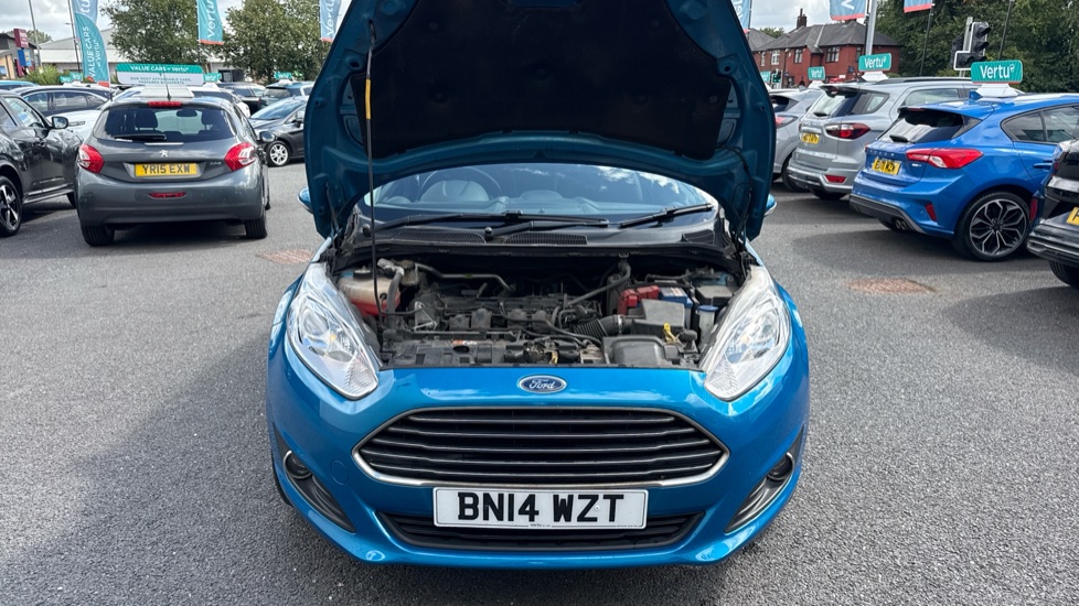 Ford Fiesta 1.25 82 Zetec 5dr Petrol Hatchback - Image 8