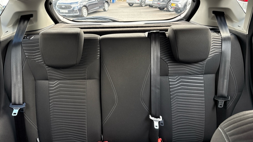 Ford Fiesta 1.25 82 Zetec 5dr Petrol Hatchback - Image 18