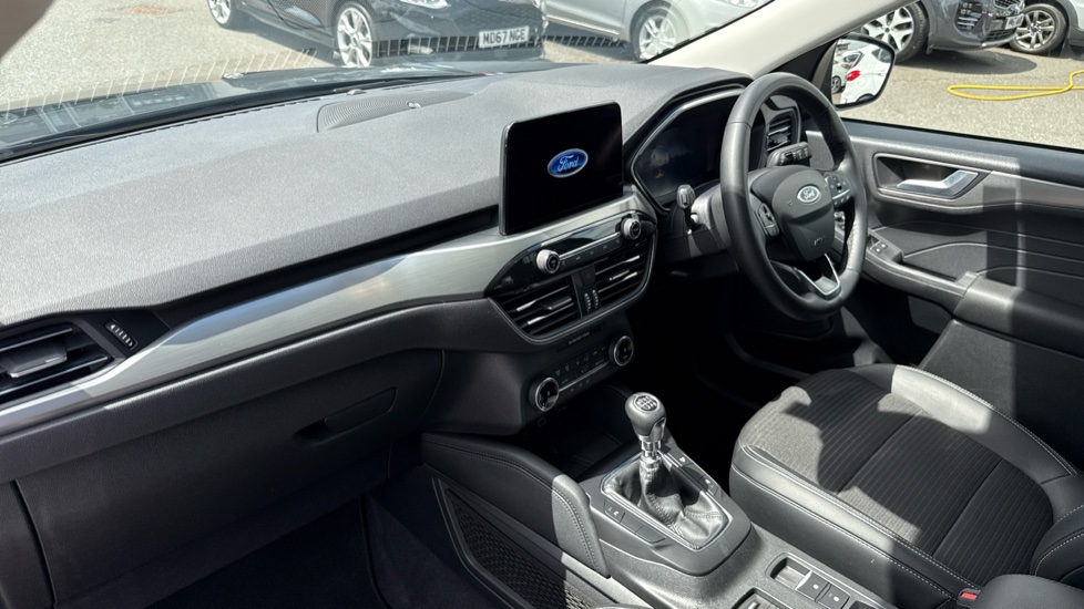 Ford Kuga 1.5 EcoBoost 150 Titanium Edition 5dr Petrol Estate - Image 10