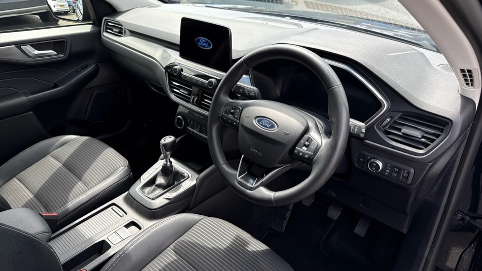 Ford Kuga 1.5 EcoBoost 150 Titanium Edition 5dr Petrol Estate - Image 12