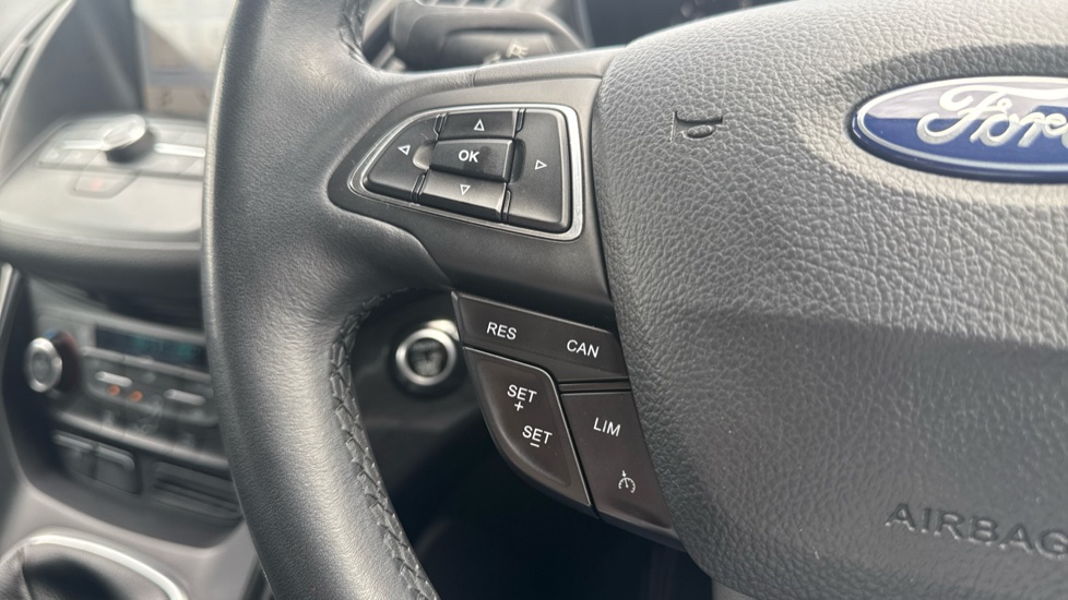 Ford Kuga 1.5 TDCi Titanium Edition 5dr 2WD Diesel Estate - Image 38