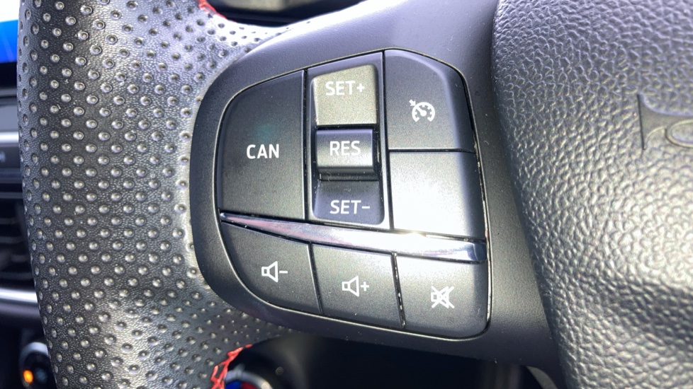 Ford Puma 1.0 EcoBoost Hybrid mHEV ST-Line 5dr Petrol Hatchback - Image 20