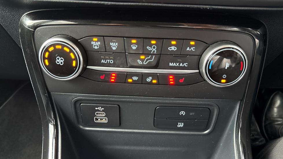 Ford EcoSport 1.0 EcoBoost 125 Active 5dr Petrol Hatchback - Image 32