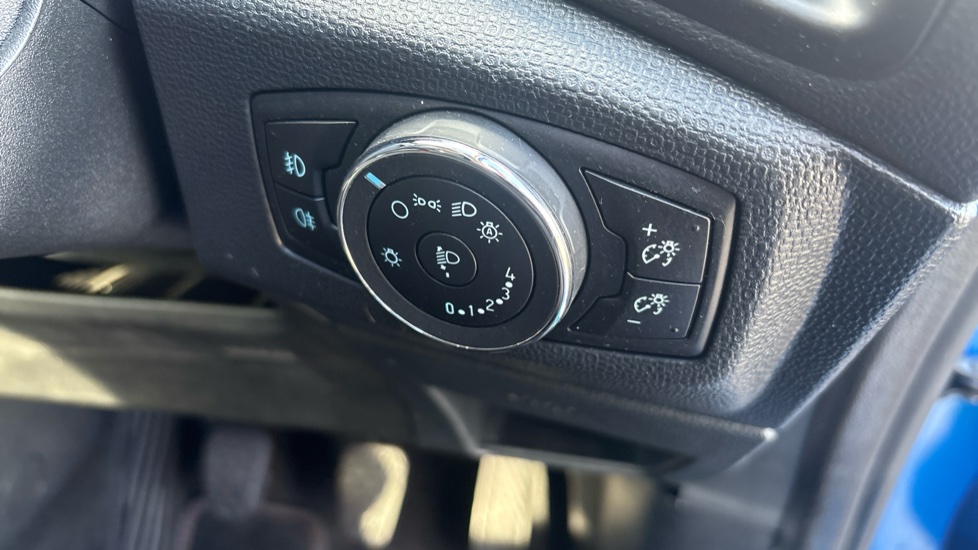 Ford EcoSport 1.0 EcoBoost 125 ST-Line 5dr Petrol Hatchback - Image 34