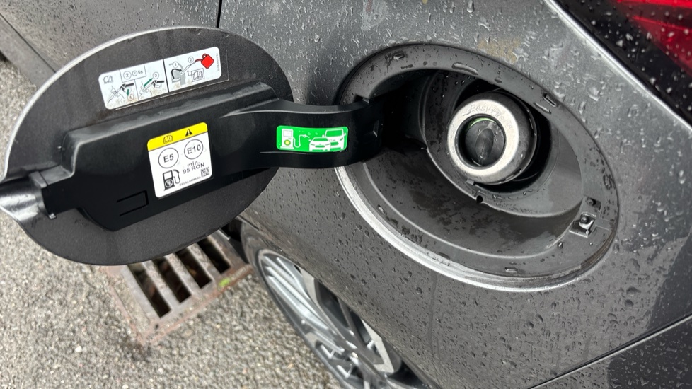 Ford Fiesta 1.0 EcoBoost Hybrid mHEV 125 ST-Line X Ed 5dr Auto Petrol Hatchback - Image 25
