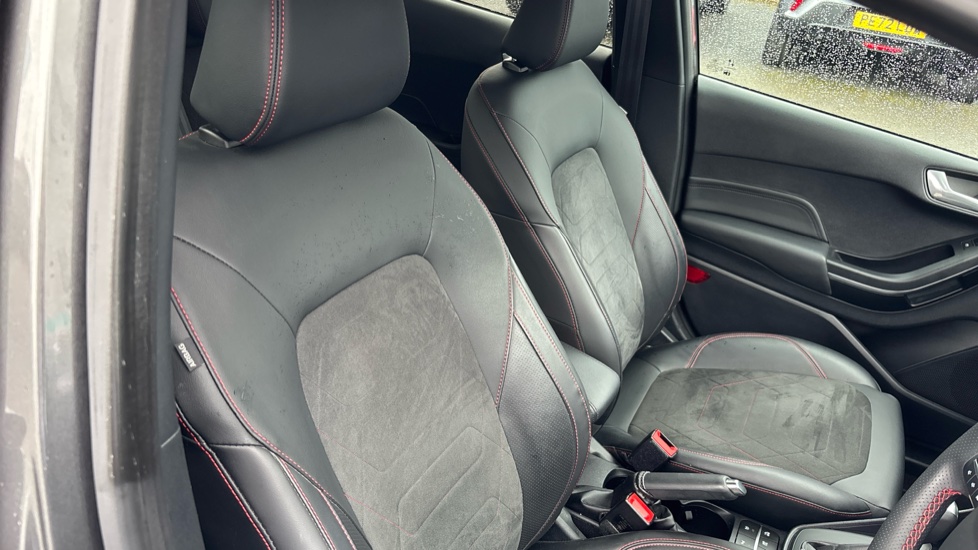 Ford Fiesta 1.0 EcoBoost Hybrid mHEV 125 ST-Line X Ed 5dr Auto Petrol Hatchback - Image 34