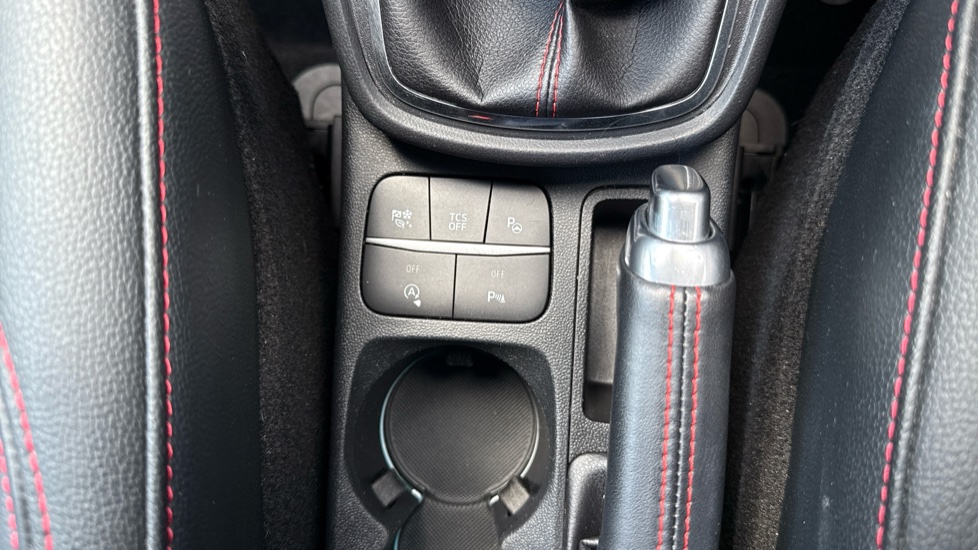 Ford Puma 1.0 EcoBoost Hybrid mHEV ST-Line X First Ed 5dr Petrol Hatchback - Image 14