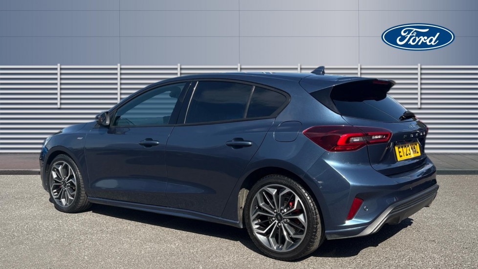 Ford Focus 1.0 EcoBoost ST-Line X 5dr Petrol Hatchback - Image 2
