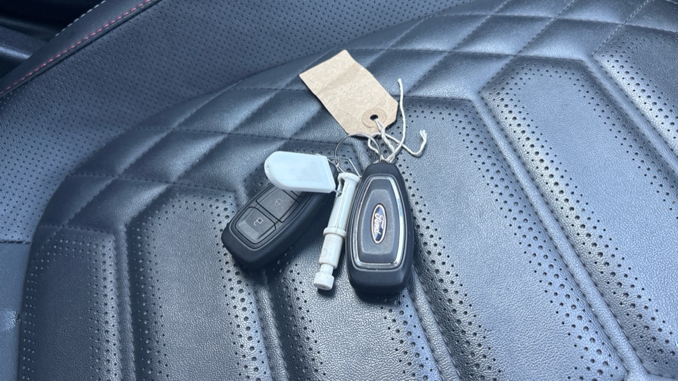 Ford Focus 1.0 EcoBoost ST-Line X 5dr Petrol Hatchback - Image 30