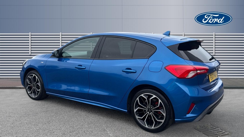 Ford Focus 1.0 EcoBoost Hybrid mHEV 155 ST-Line X Edition 5dr Petrol Hatchback - Image 2