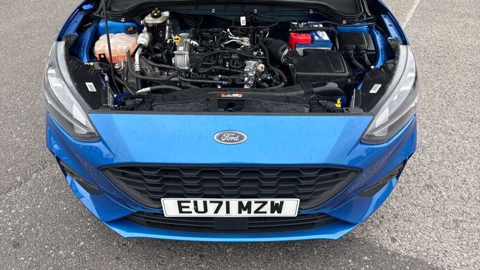 Ford Focus 1.0 EcoBoost Hybrid mHEV 155 ST-Line X Edition 5dr Petrol Hatchback - Image 8