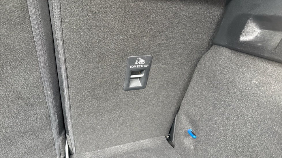 Ford Focus 1.0 EcoBoost Hybrid mHEV 155 ST-Line X Edition 5dr Petrol Hatchback - Image 23