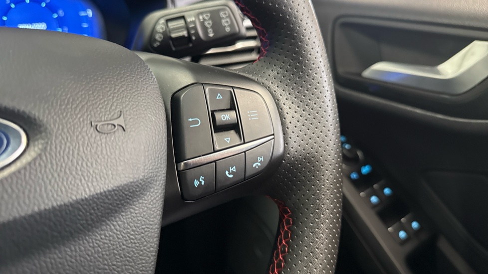 Ford Focus 1.0 EcoBoost Hybrid mHEV 155 ST-Line X Edition 5dr Petrol Hatchback - Image 31